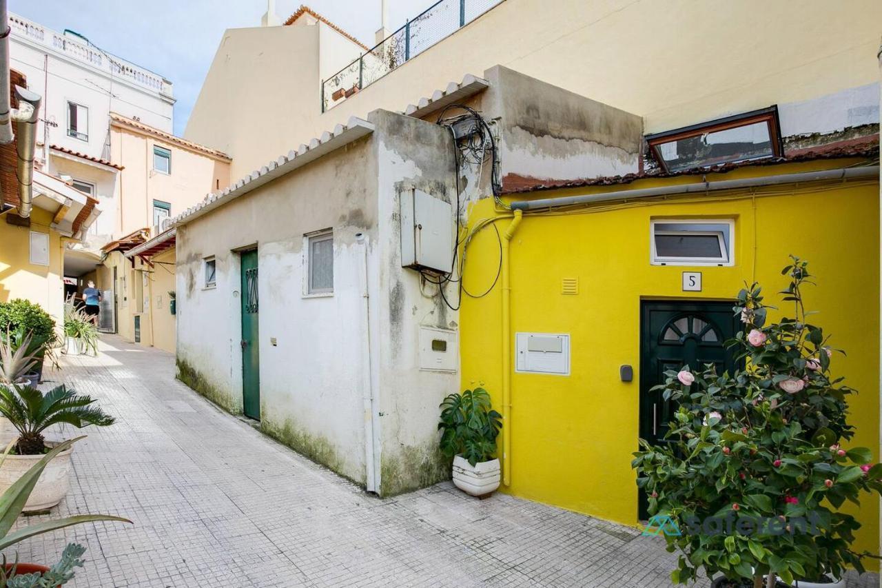 Apartment Tiny Little In The Centre Lisbon